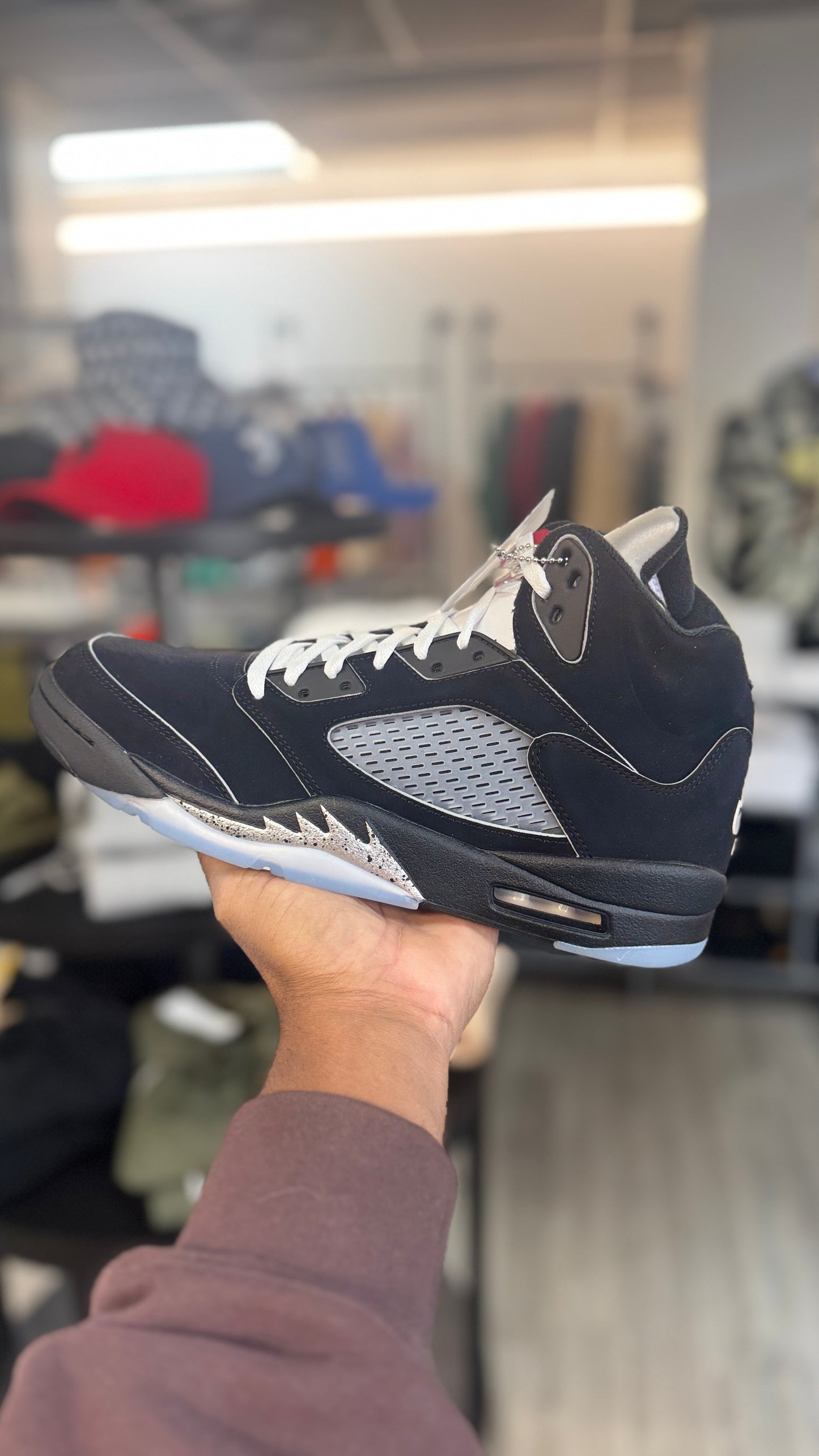 Air Jordan 5 Black Metallic 2025