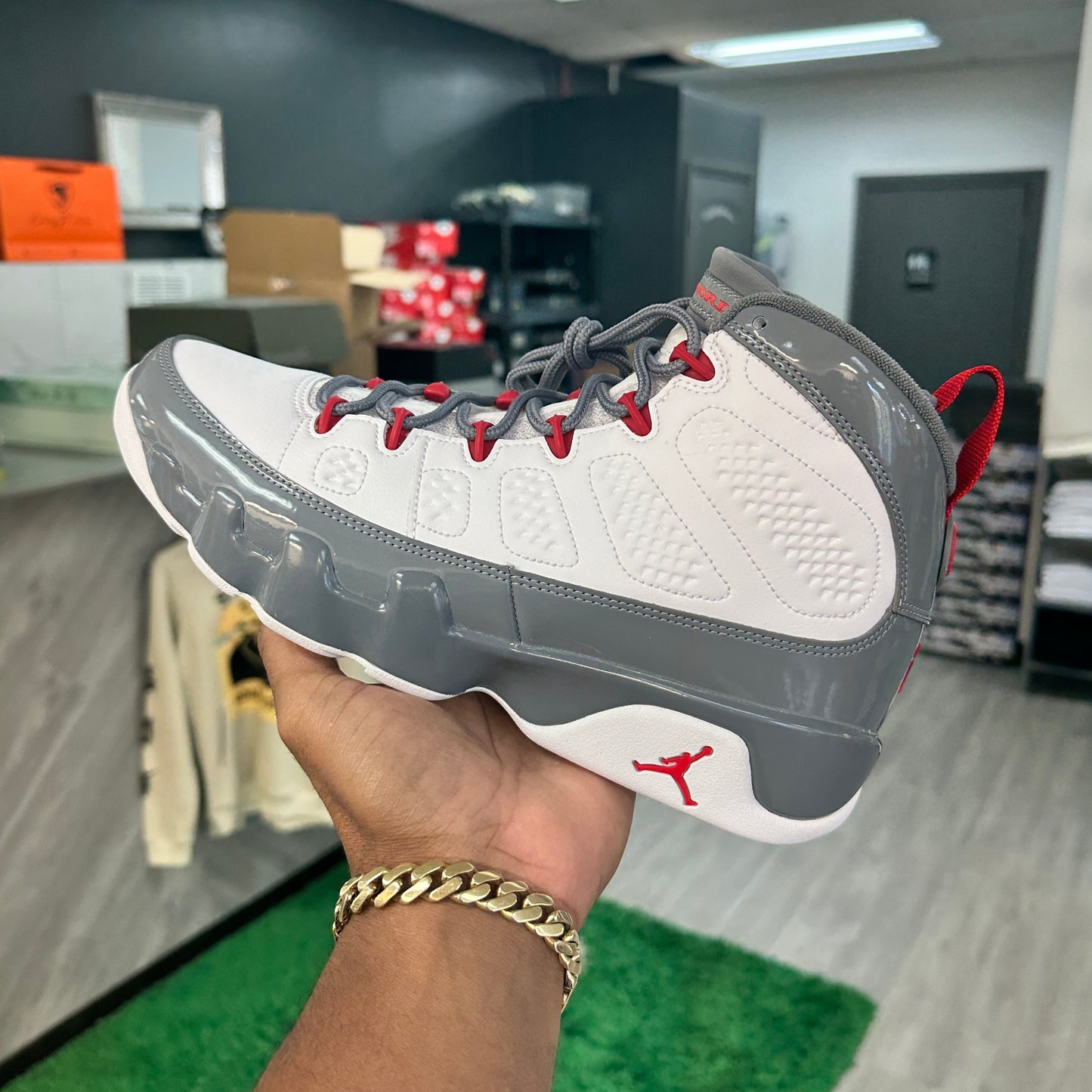 Jordan 9 Retro Fire Red