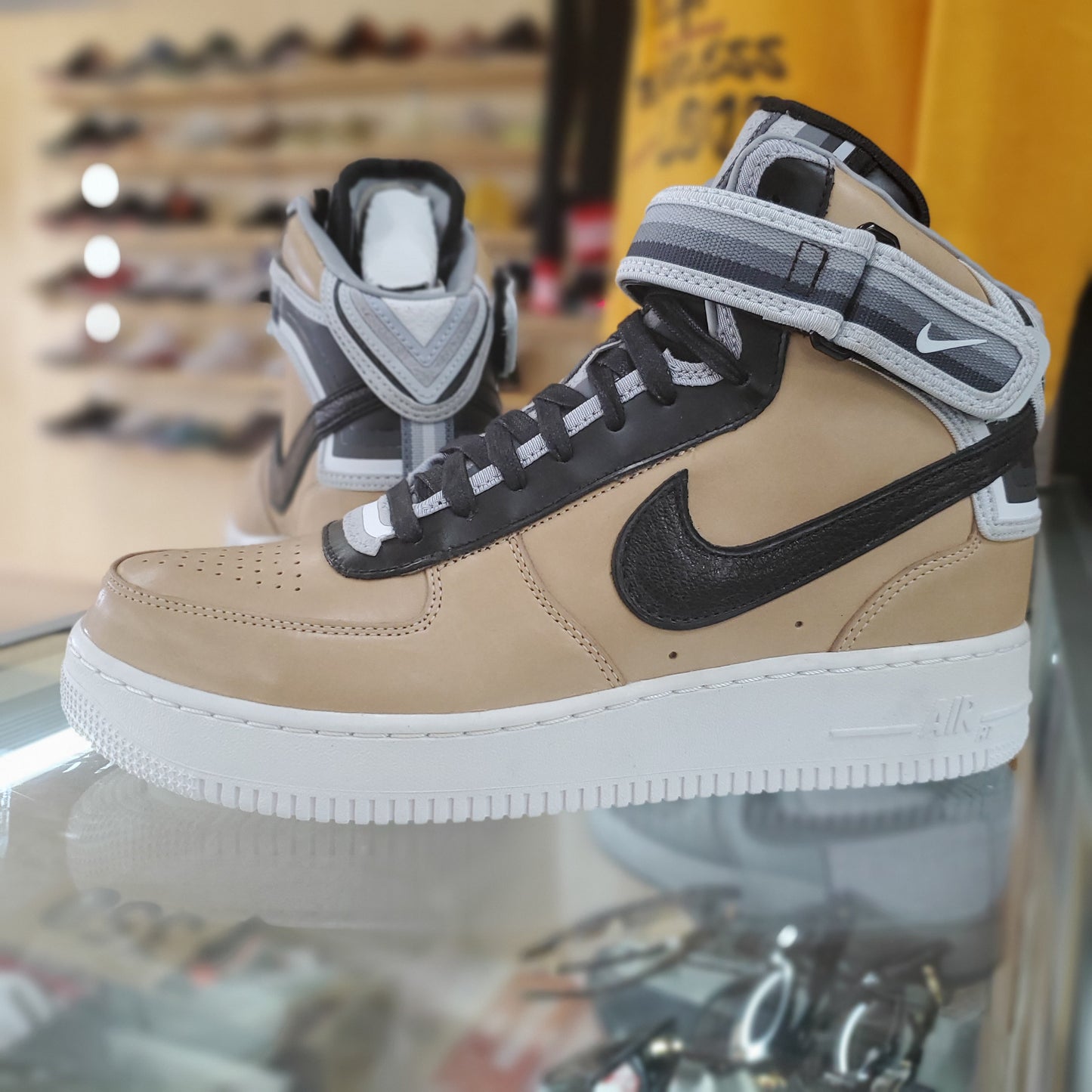 Nike Air Force 1 Mid Tisci Tan 677130-200