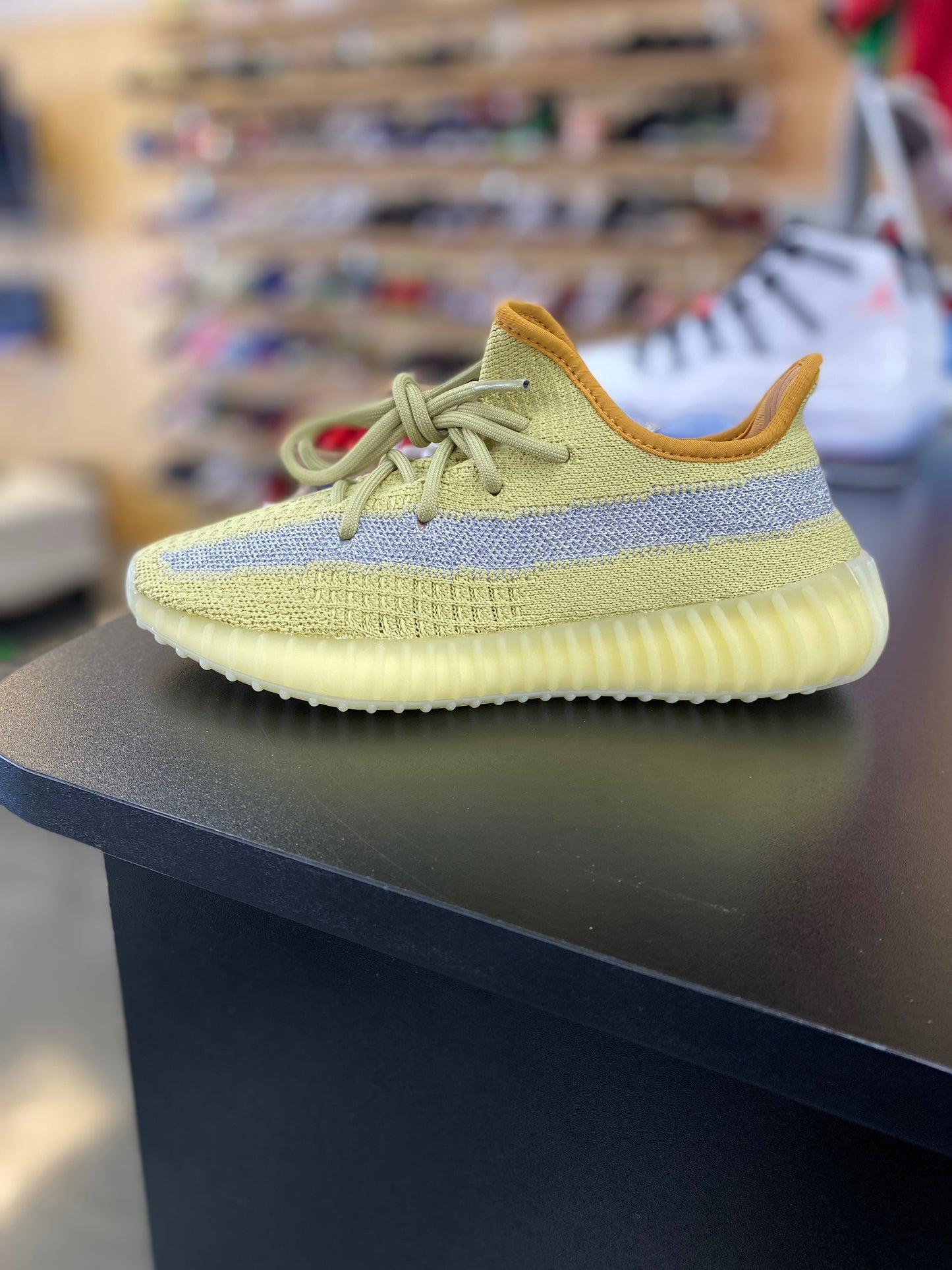 Adidas Yeezy Boost 350 V2 Marsh