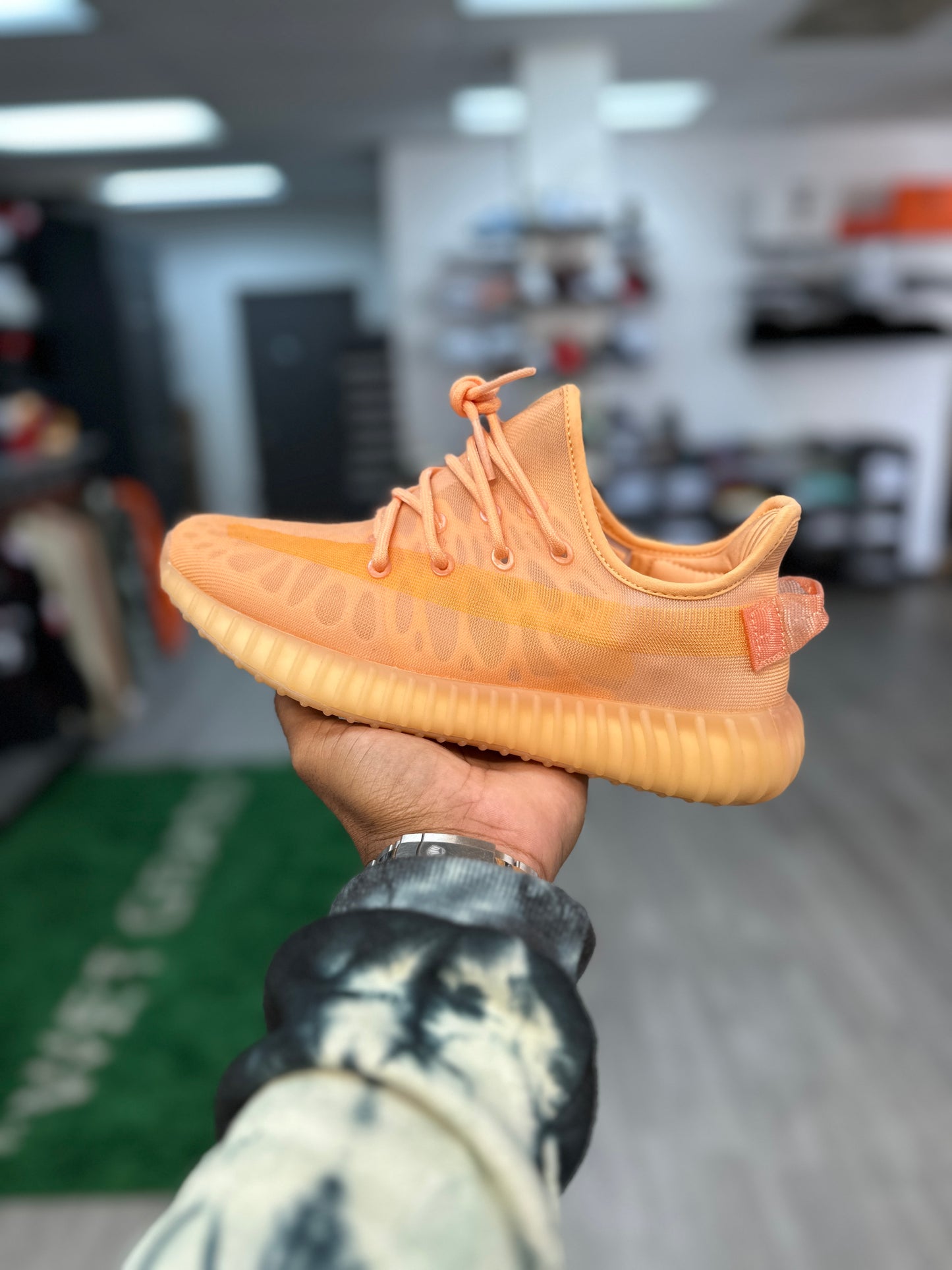 Mono Clay Adidas Yeezy Boost 350 V2