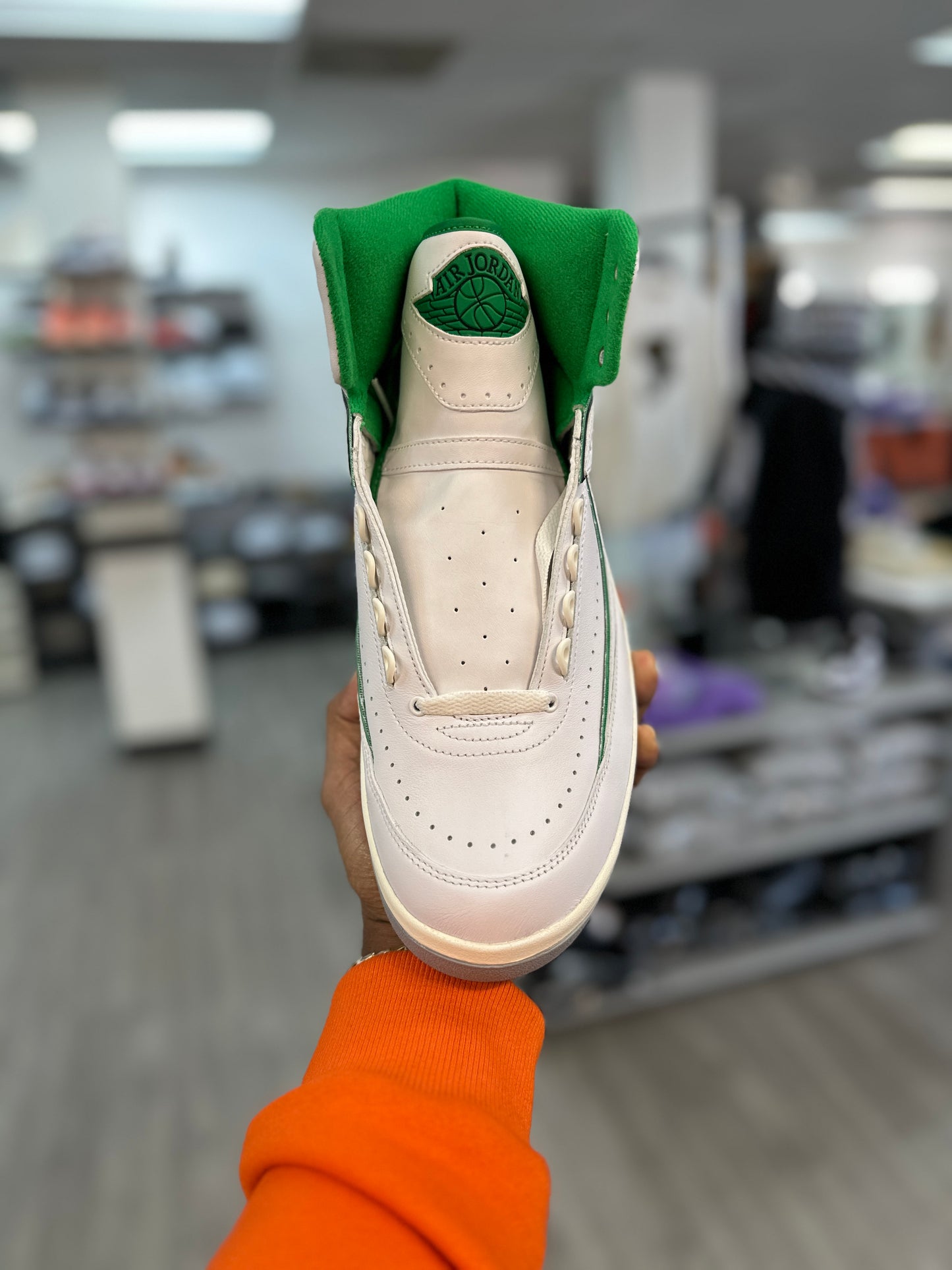 Jordan 2 Retro Lucky Green
