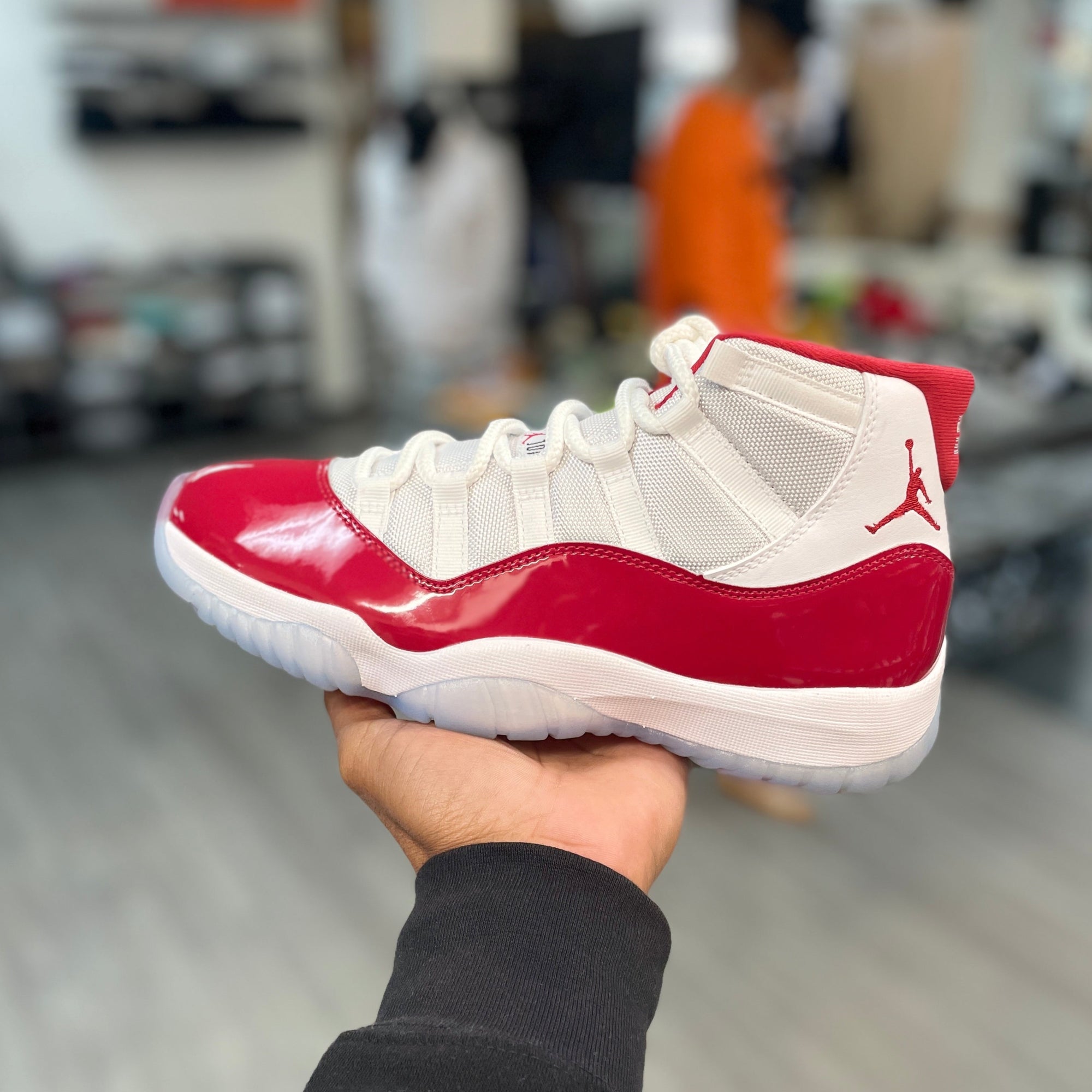 Jordan 11 Retro Cherry(2022)