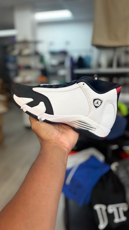 Jordan 14 Retro Black Toe 2024