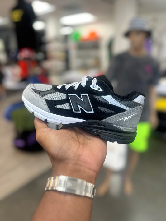 New Balance 990v3 GR3YSCALEj