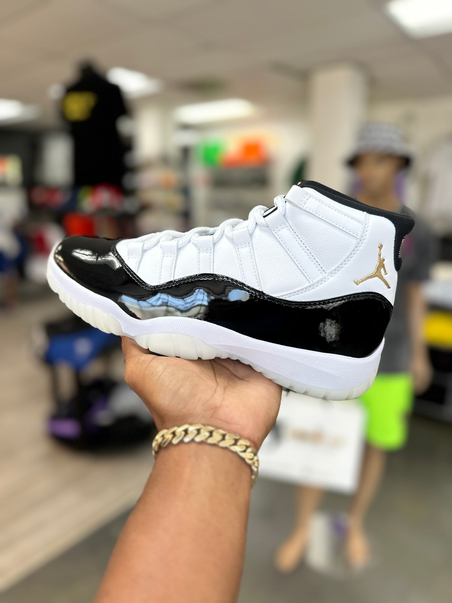 Air Jordan 11 Retro Gratitude