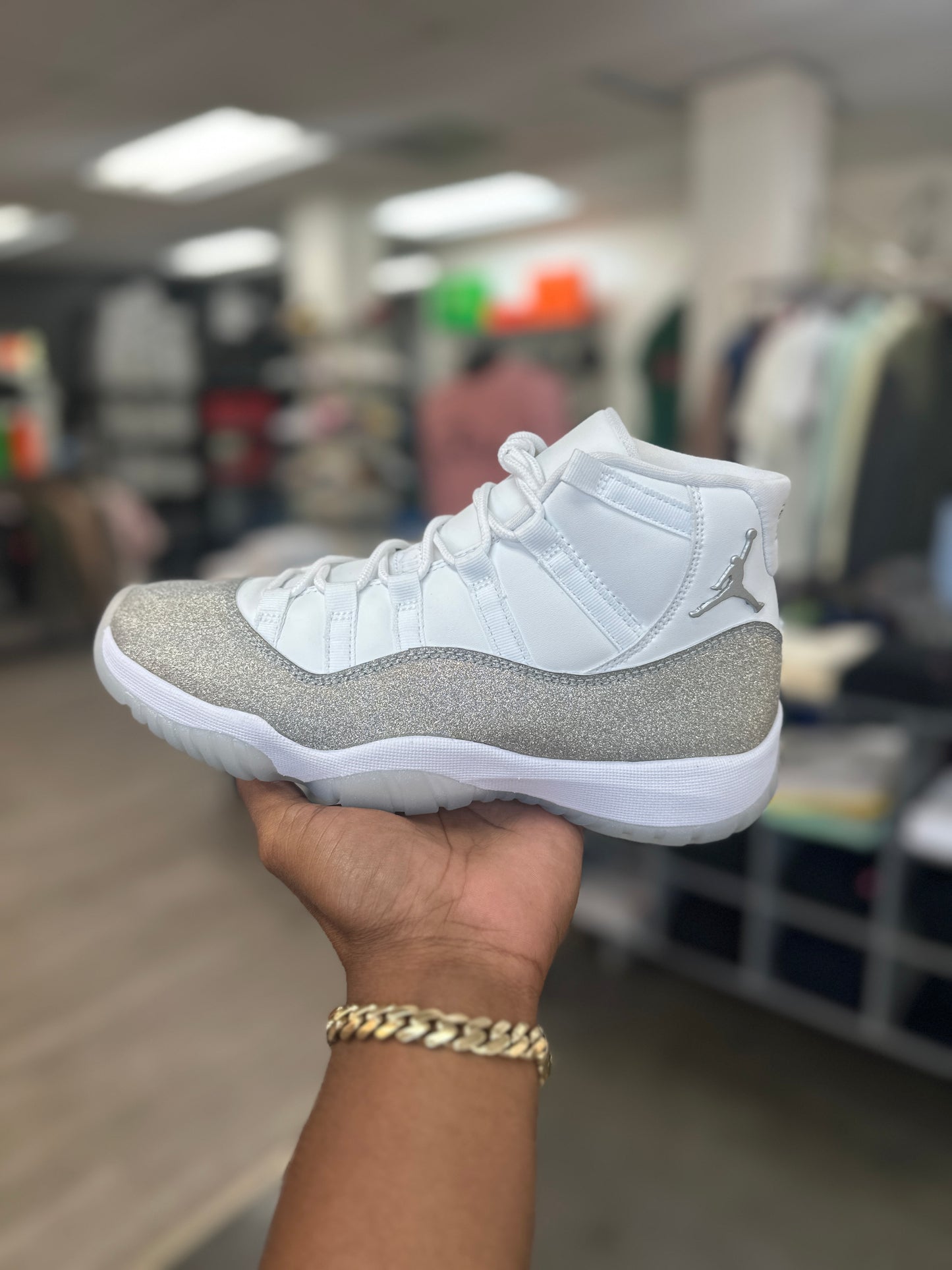 Jordan 11 Retro White Metallic Silver