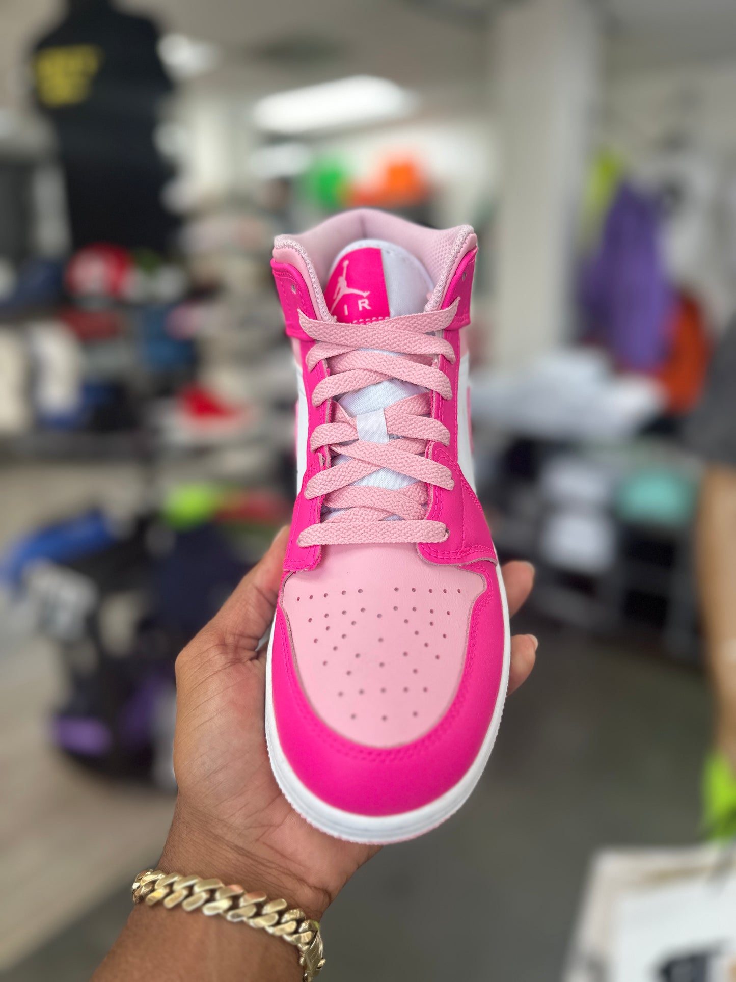 Jordan 1 Mid Fierce Pink