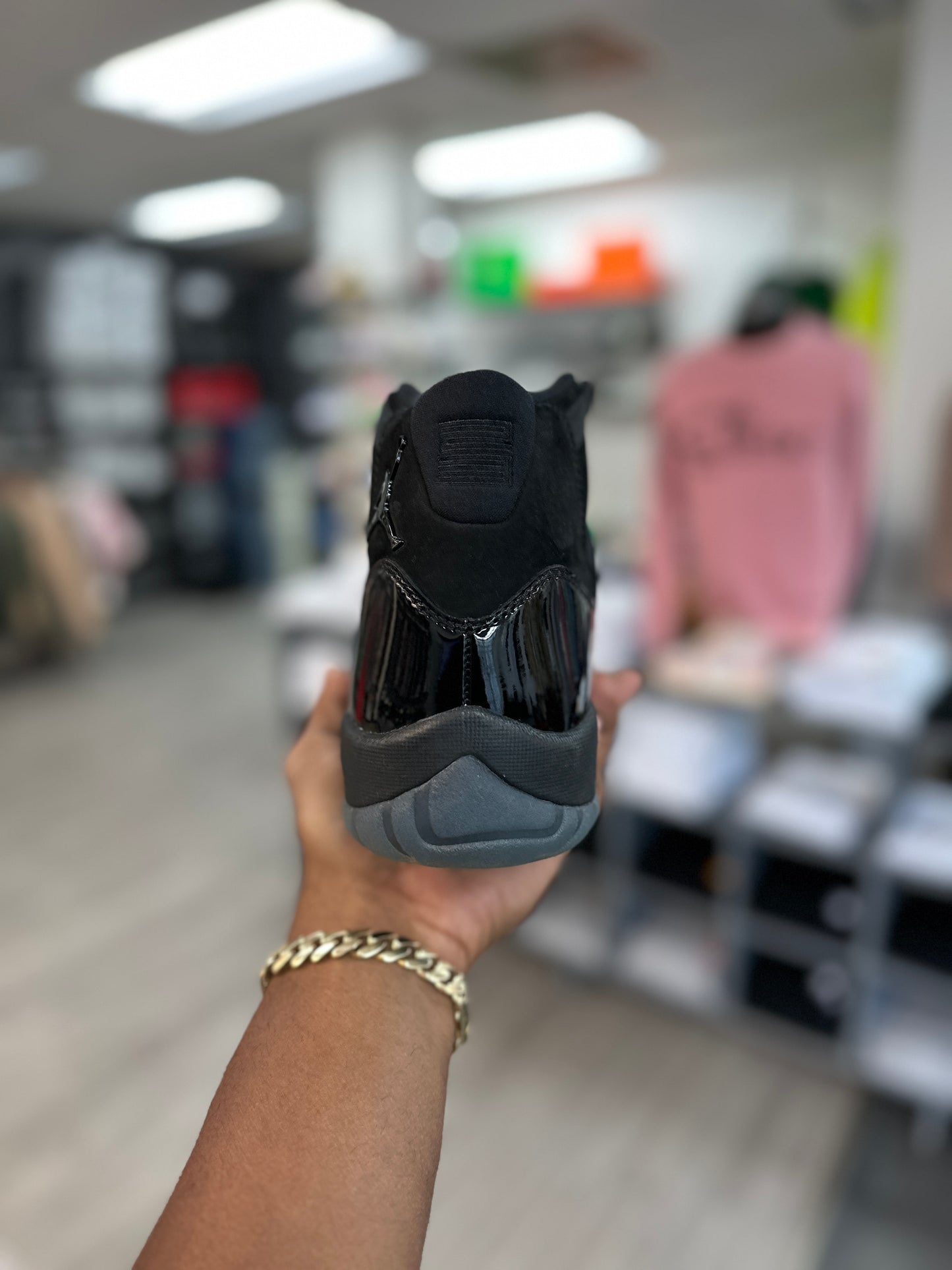 Jordan 11 Retro Cap And Gown