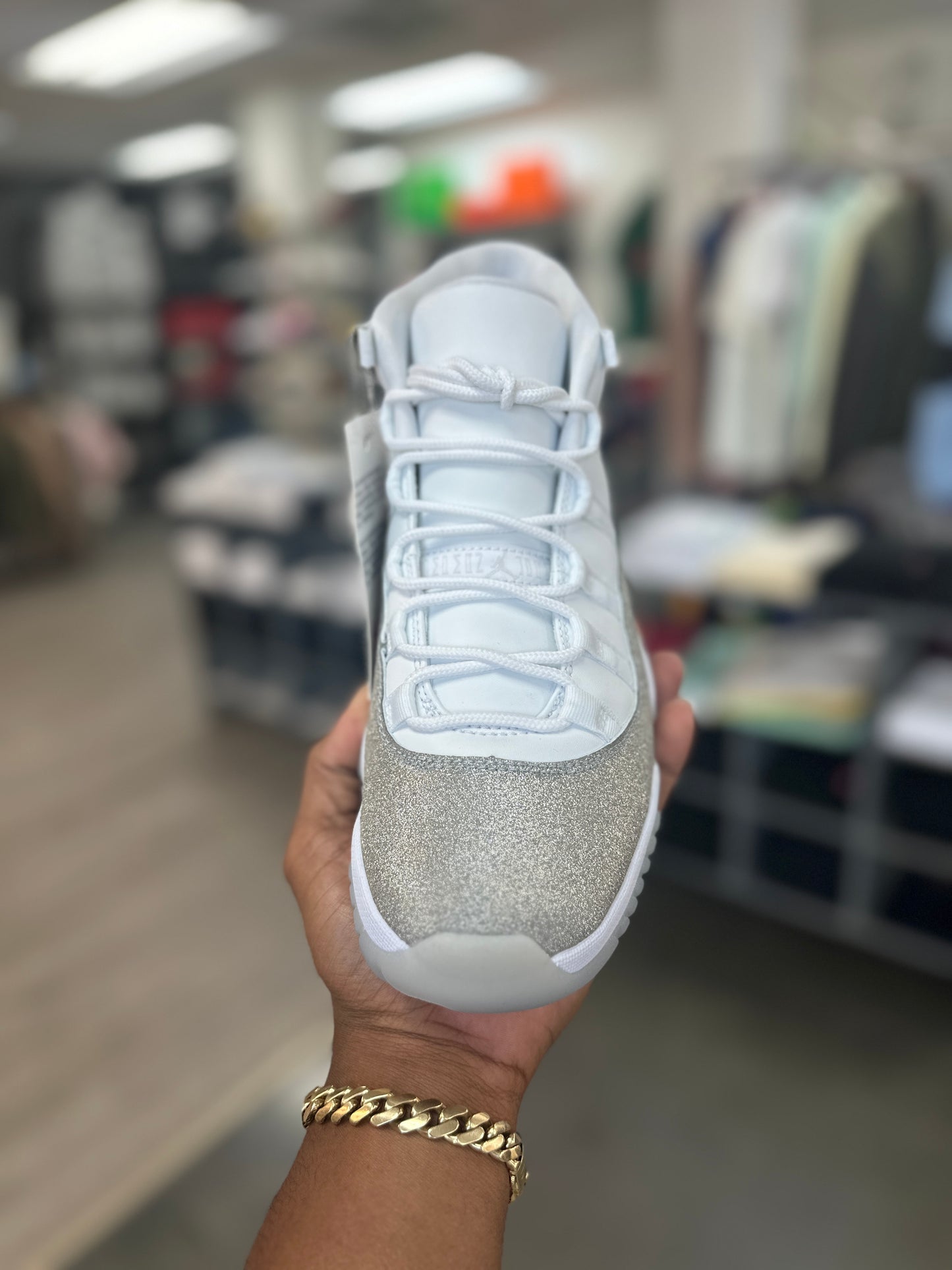 Jordan 11 Retro White Metallic Silver