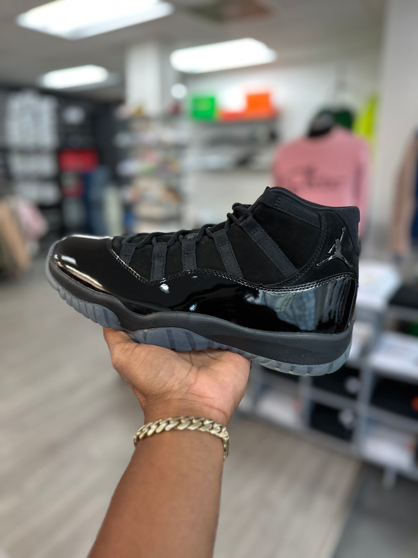 Jordan 11 Retro Cap And Gown