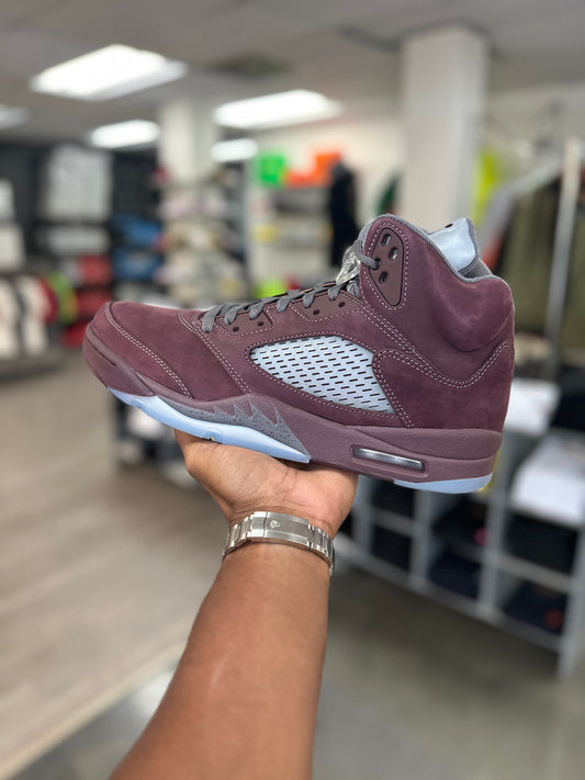 Jordan 5 Retro Burgundy (2023)