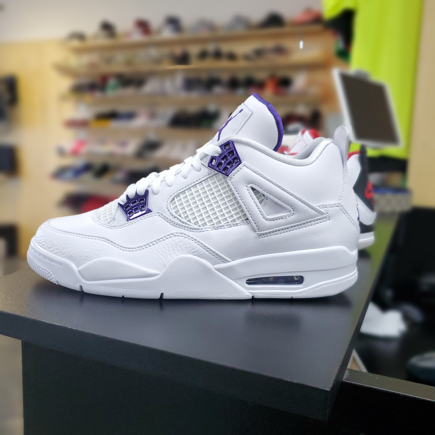 Jordan 4 Retro Metallic Purple