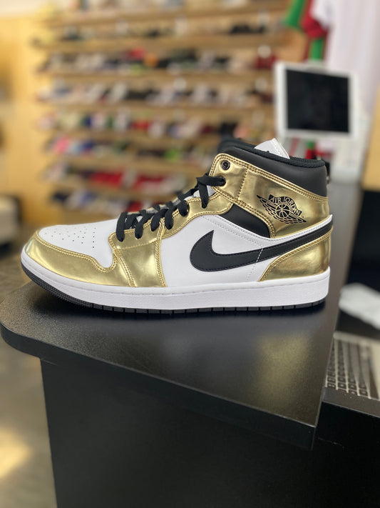 Jordan 1 Mid Metallic Gold Black White