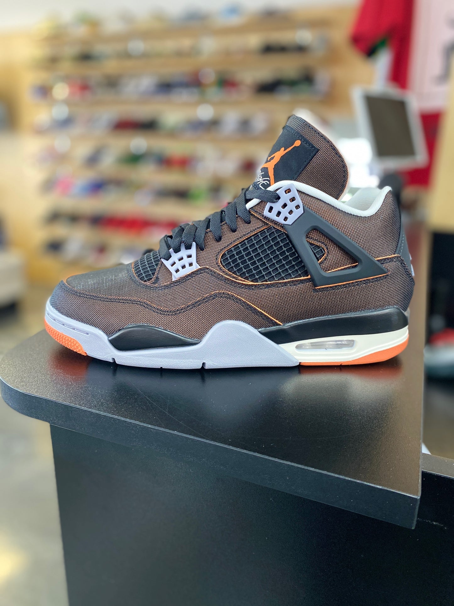 Jordan 4 Retro Starfish (W)