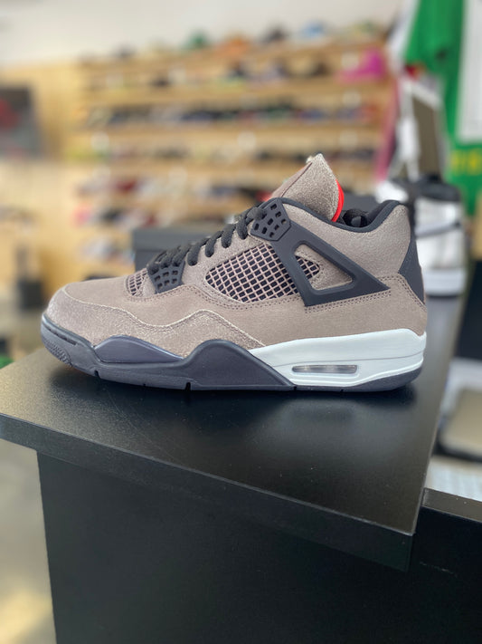 Jordan 4 Retro Taupe Haze