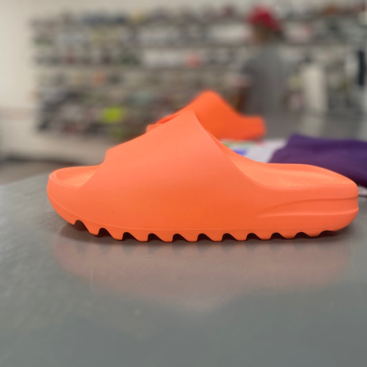 Yeezy Slide Enflame Orange