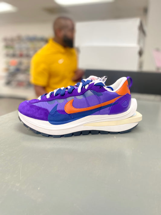 Nike Vaporwaffle sacai Dark Iris