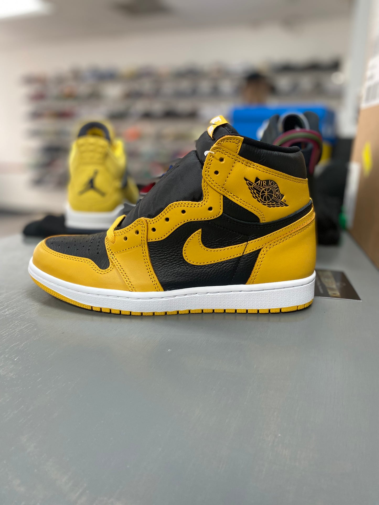 Jordan 1 Retro High Pollen