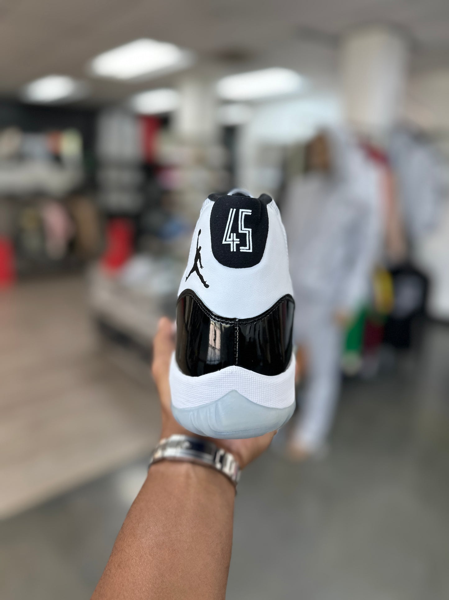 Jordan 11 Retro Concord 2018