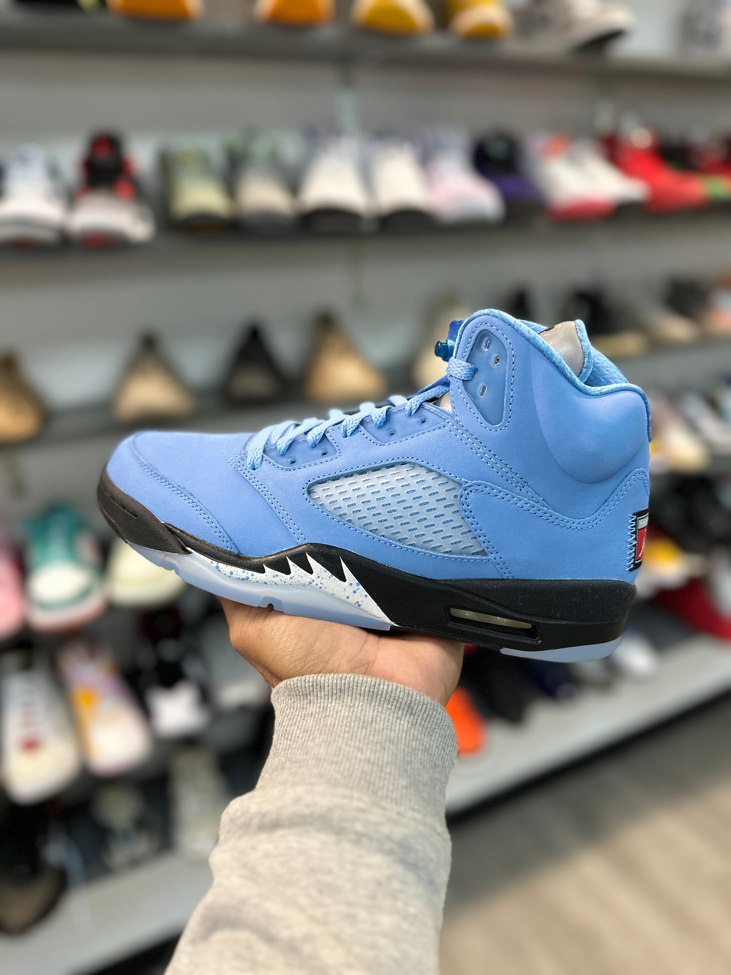 Air Jordan 5 Retro UNC