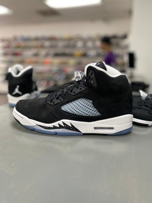 Jordan 5 Retro Moonlight (2021)