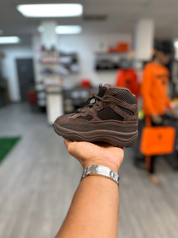 Adidas yeezy desert boot oil clearance watch